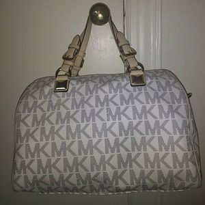 Michael Kors Signature Small Duffle handbag